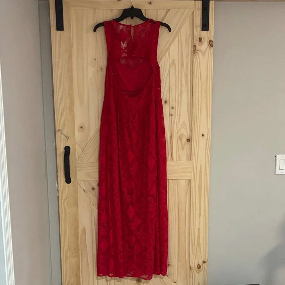 Francesca’s Miami NWT Elegant Red Lace Maxi Dress - Picture 5 of 12